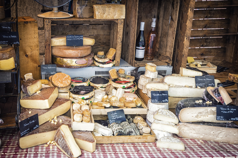 Bei Raclette gilt - Wählen Sie das passende Gegenstück aus der gleichen Region: WEINE AUS SAVOYEN