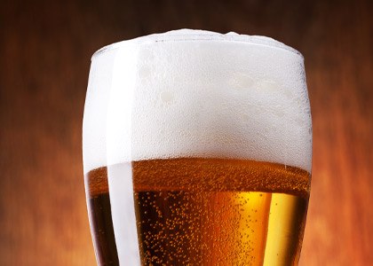 Helles Bier oder blondes Bier bei Vinatis online bestellen und zum Bestpreis kaufen.
