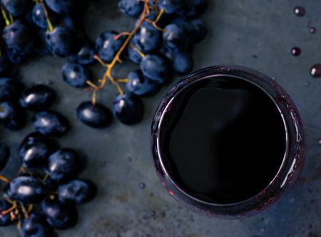 Pinot noir oder Spätburgunder Weine beeindrucken zutiefst mit verführerischem Aroma.